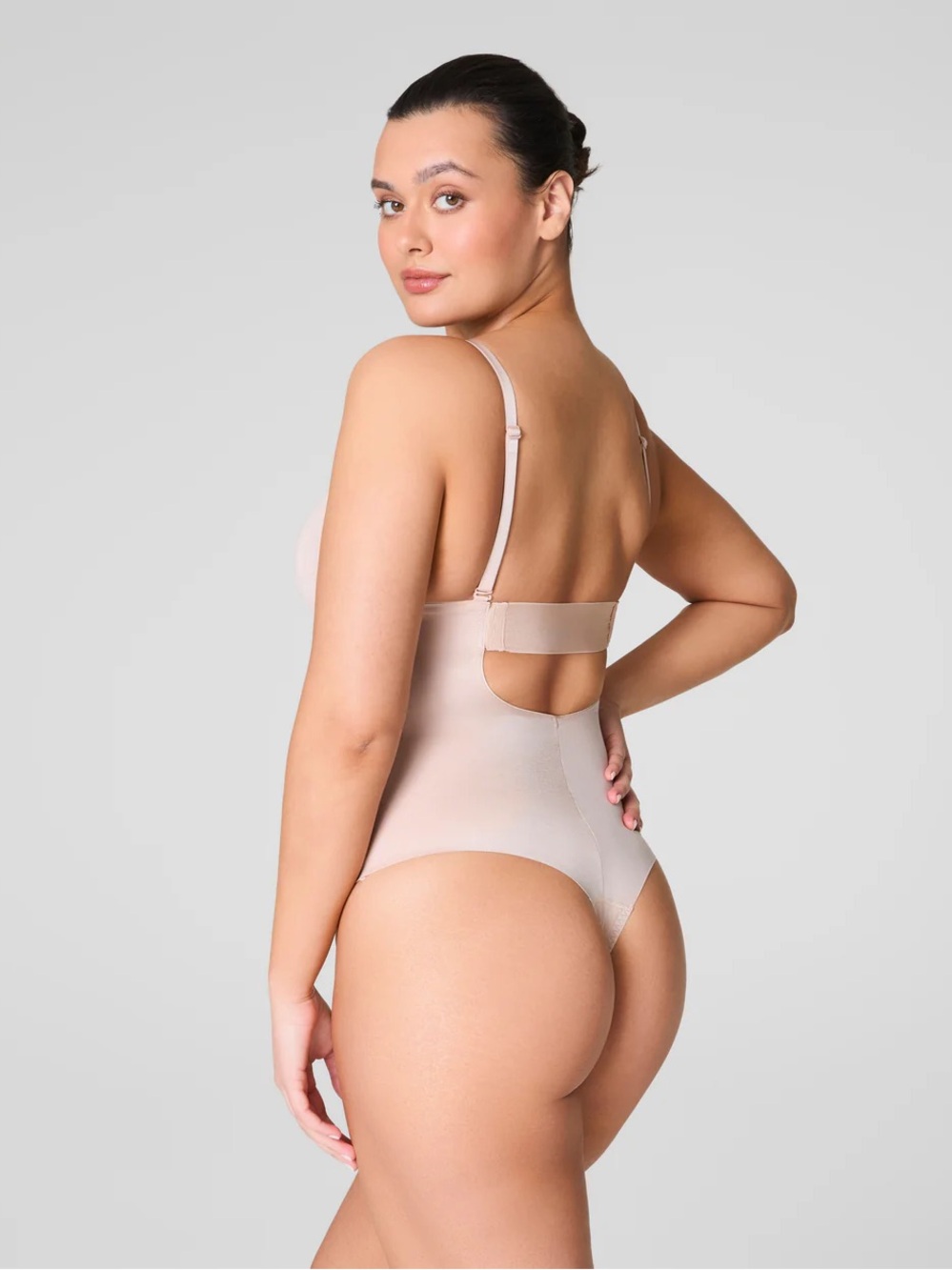 SPANXshape® Suit Your Fancy
Plunge Low-Back Thong Bodysuit - M - Picture 2 of 9